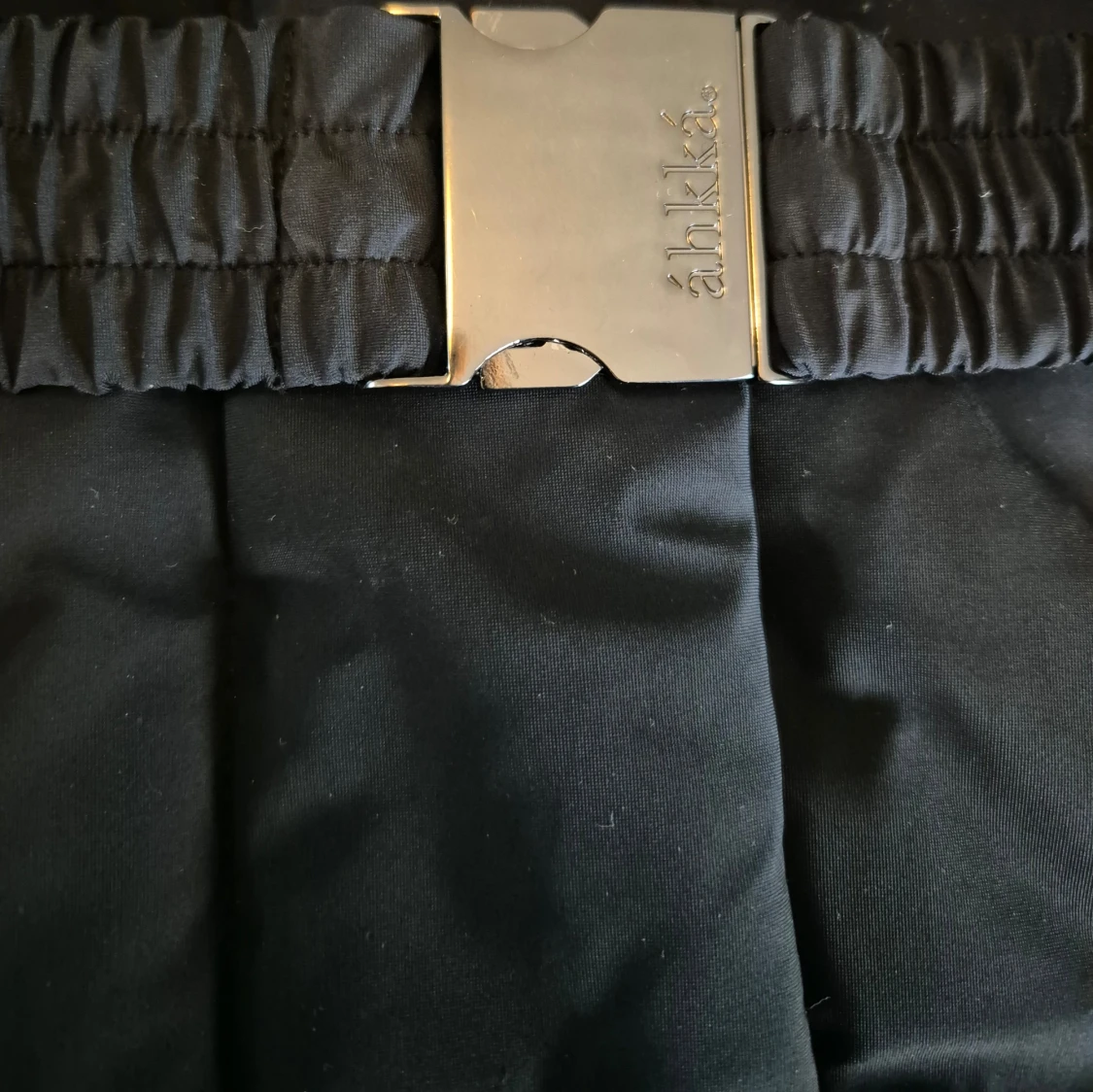 Svart lång pufferjacka från áhkká - 93