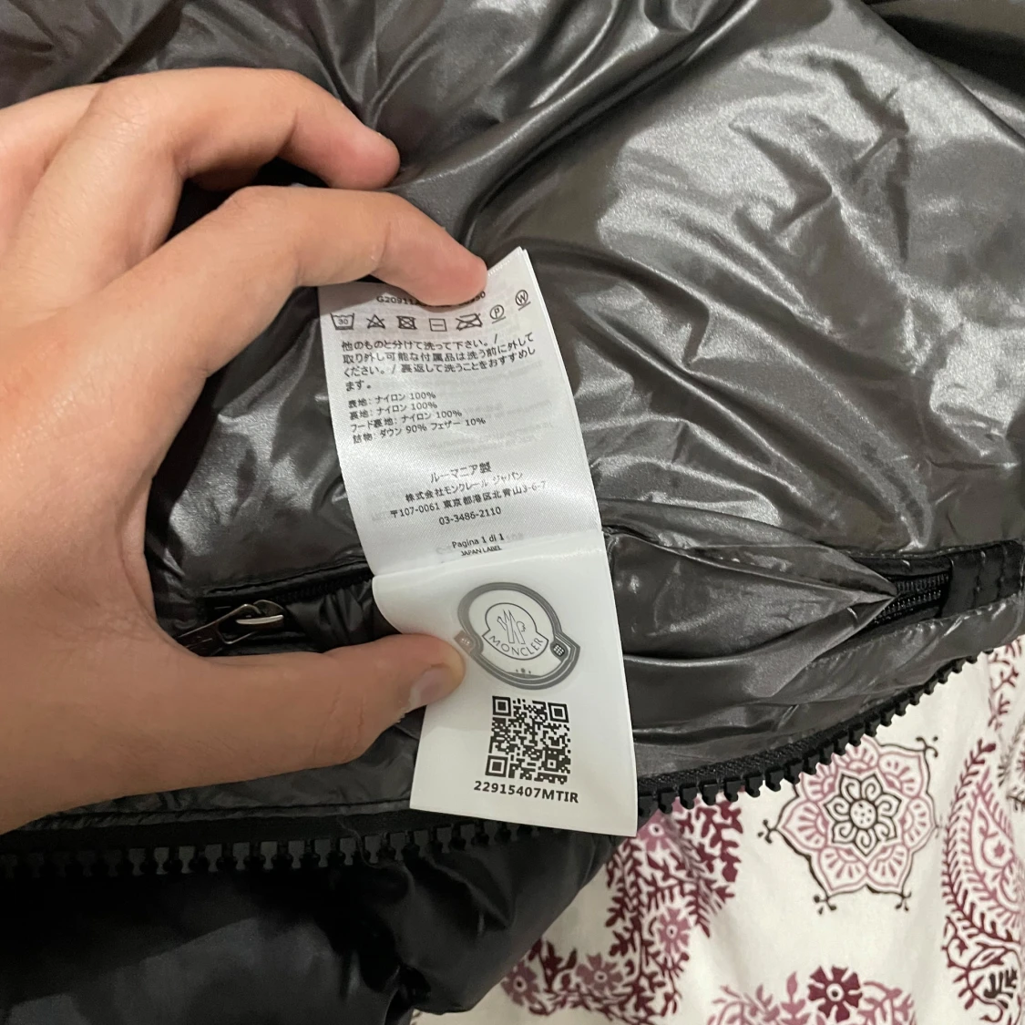 Svart dunjacka från Moncler - 93