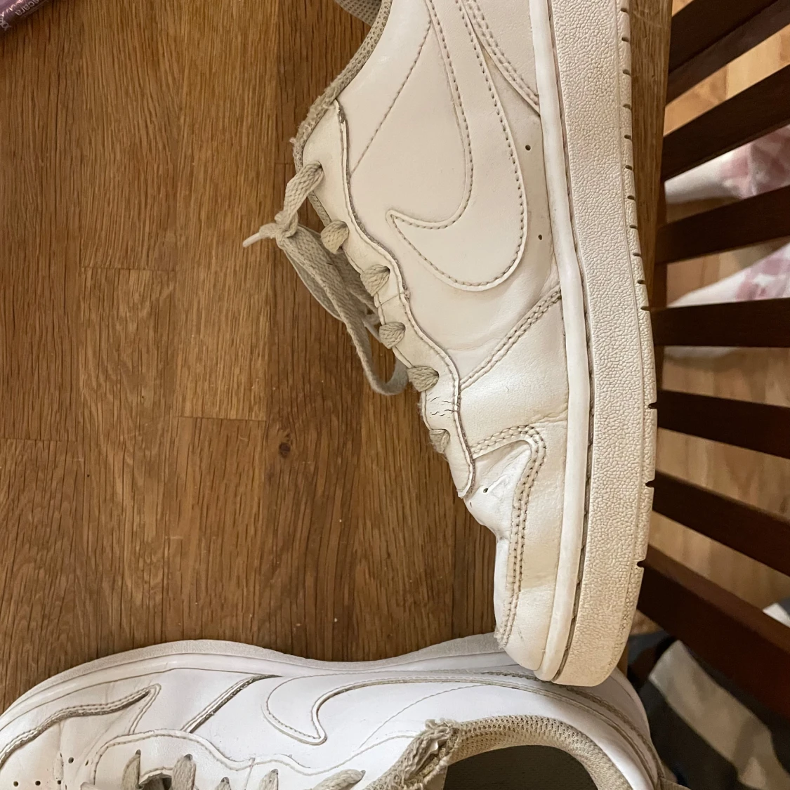 Vita sneakers från Nike - 90