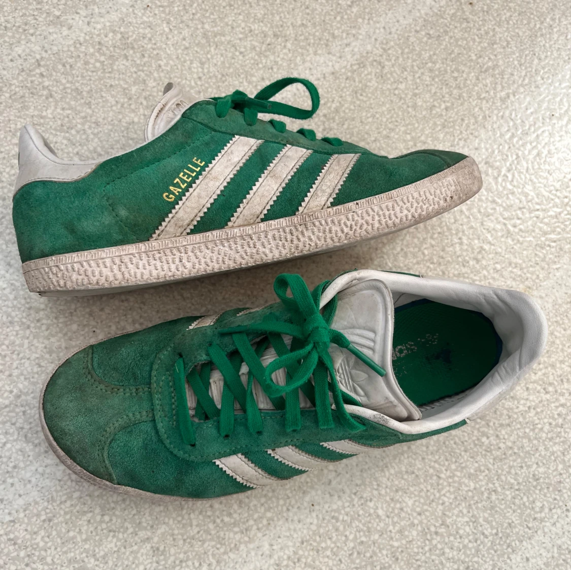 Gröna Adidas Gazelle sneakers - 91