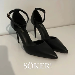 SÖKER! Svarta, spetsiga klackar med ankelrem - Söker ett par svarta klackar/pumps med ankelrem och spetsig tå i storlek 36-37, liknande de på bilderna. Helst 7-10 cm smal klack. Hör av dig om du har liknande och vill sälja 🥰 Lånade bilder!