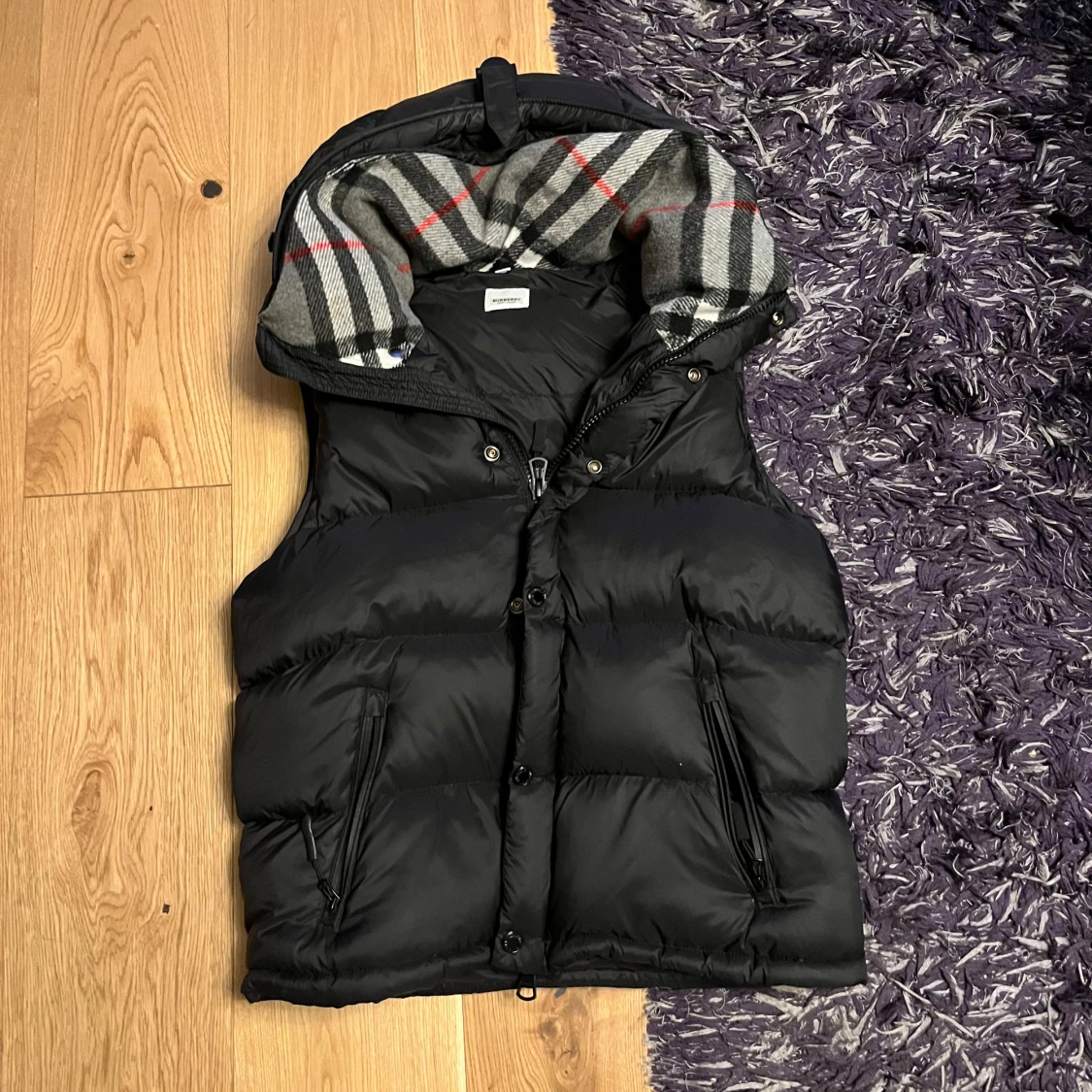 Burberry puffer jacket - 92