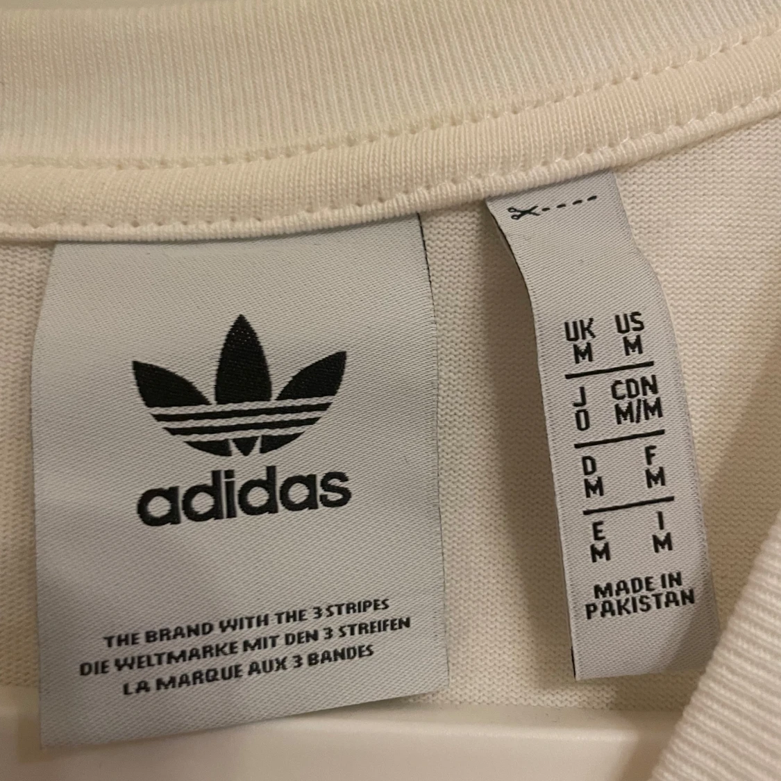 Vit långärmad tröja från Adidas - 91