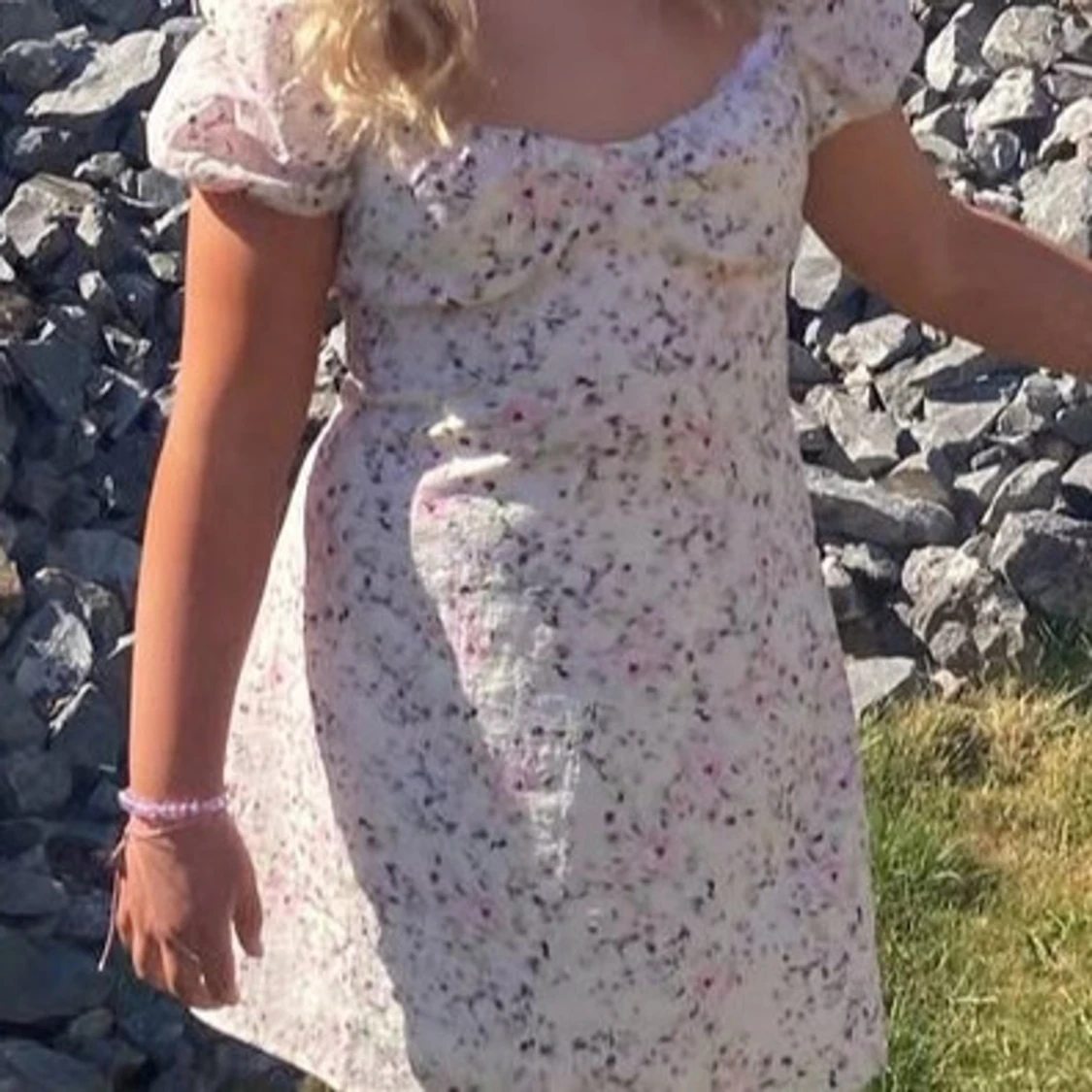 Blommig klänning från H&M