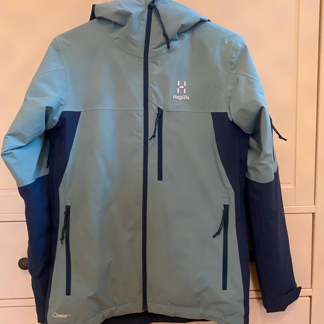 Blå skidjacka från Haglöfs <3 - 90