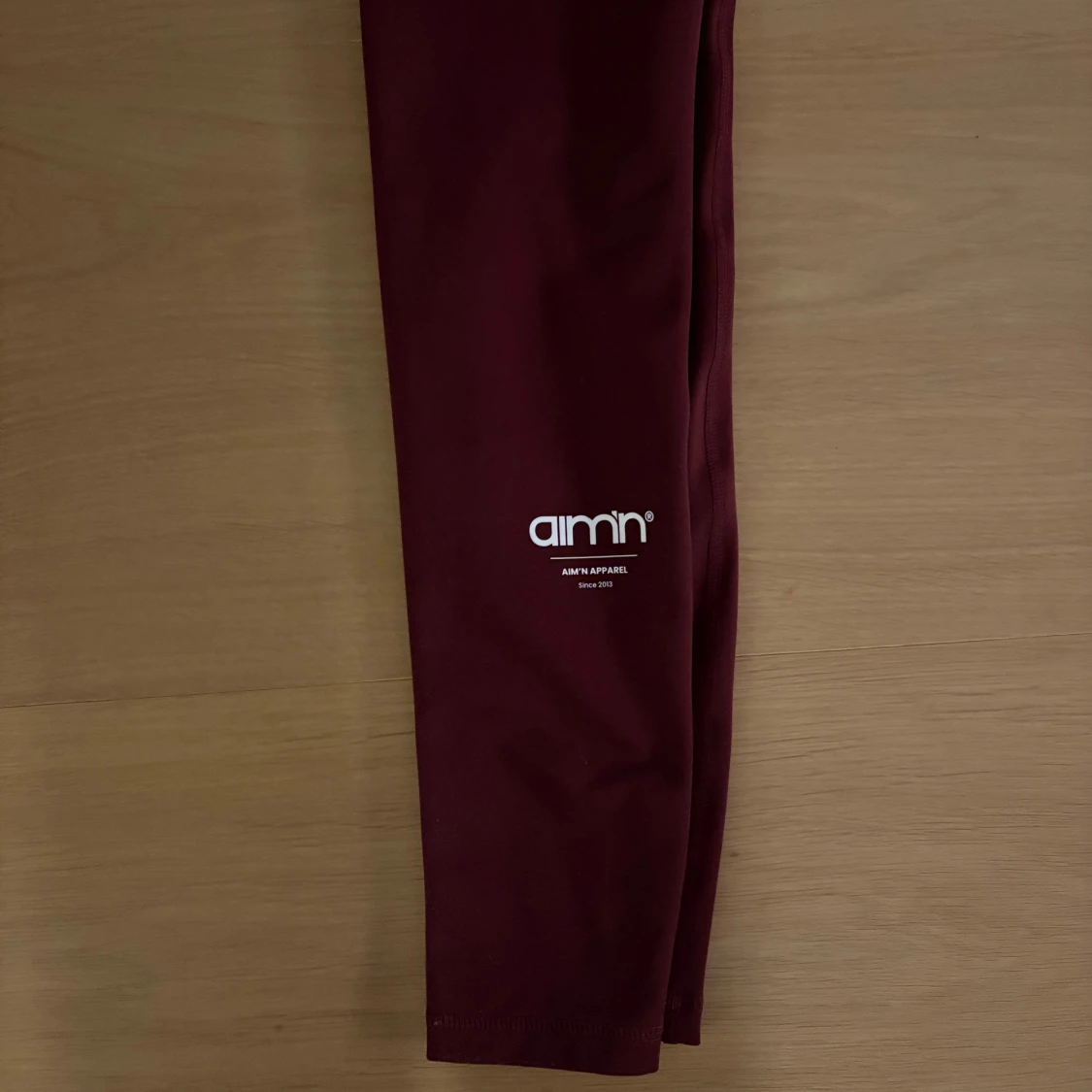 Vinröda leggings från Aim'n - 90