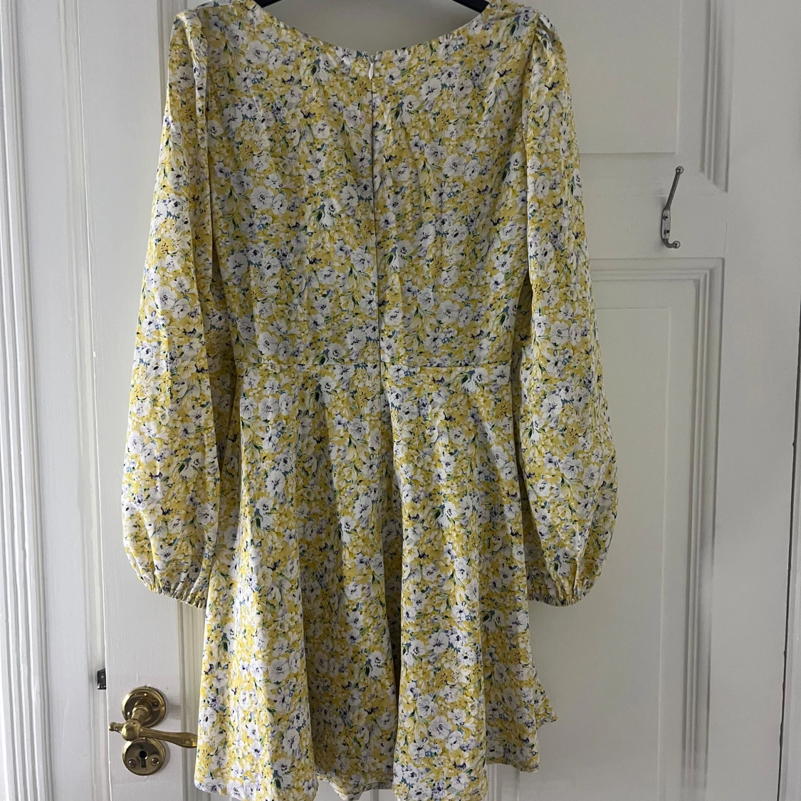 Blommig klänning från Kiss The Sky - 90