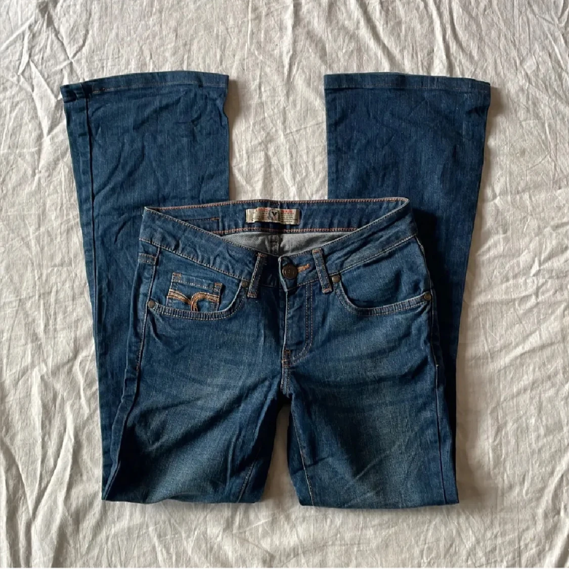 Blå bootcut jeans - 90