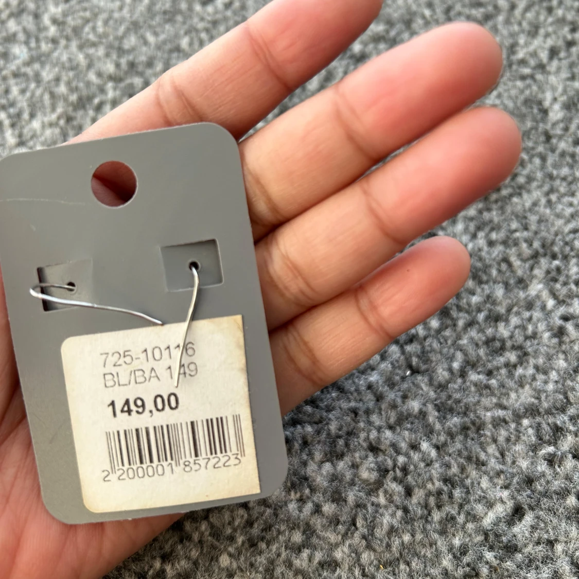 Svarta droppformade örhängen - 3