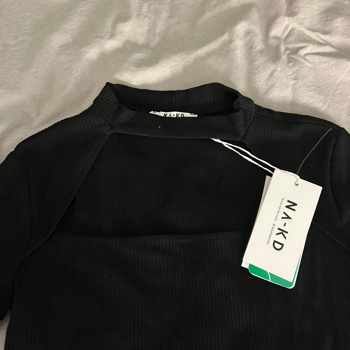 Svart ribbad klänning från NA-KD - 1