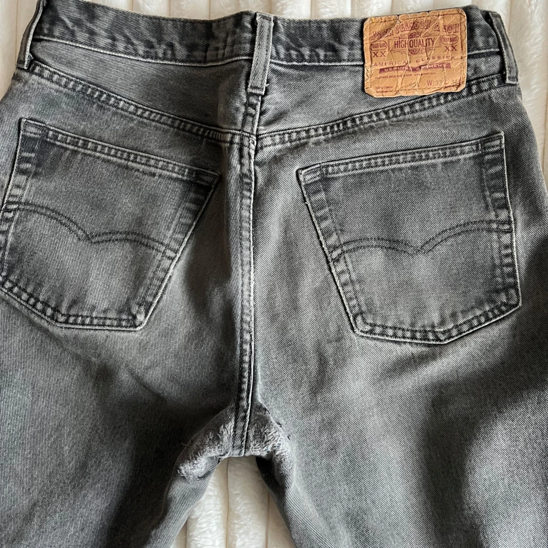 Grå jeans med rak passform - 90