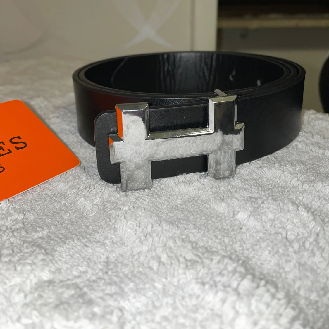 Svart H-spänne bälte - 27