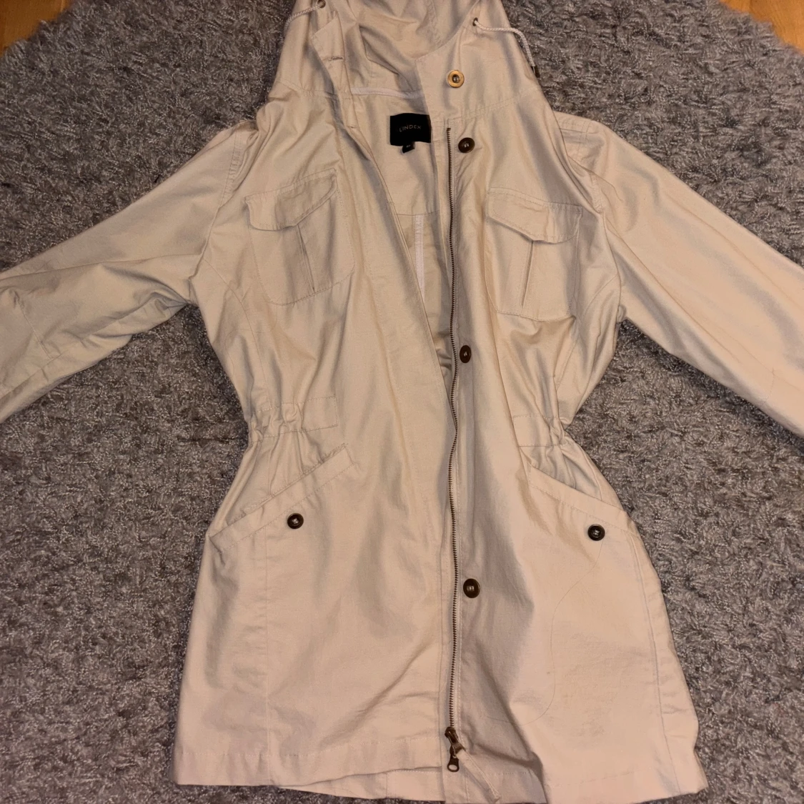 Beige jacka - originalpris 499:-