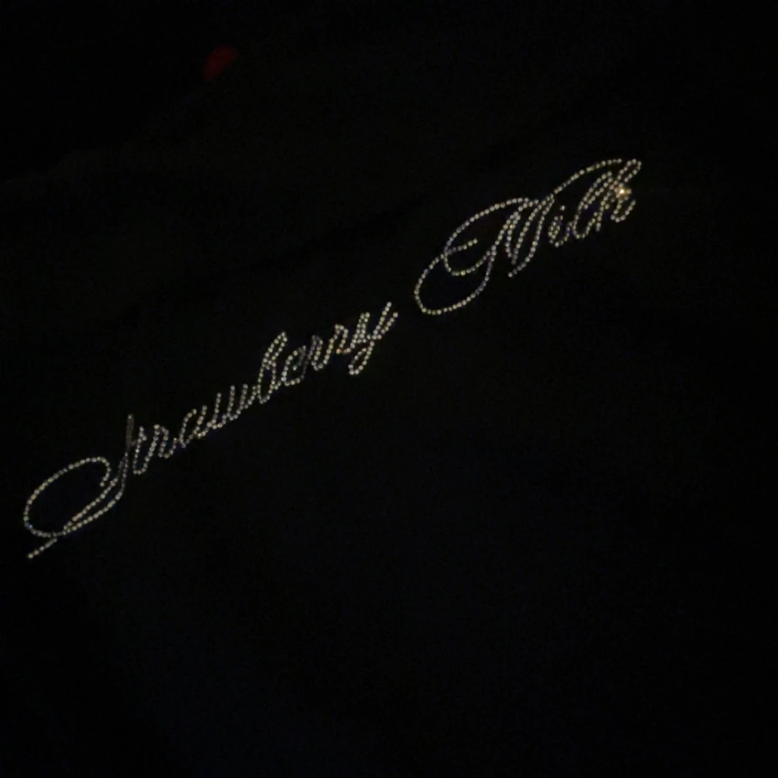 Svart offshoulder topp  - 92