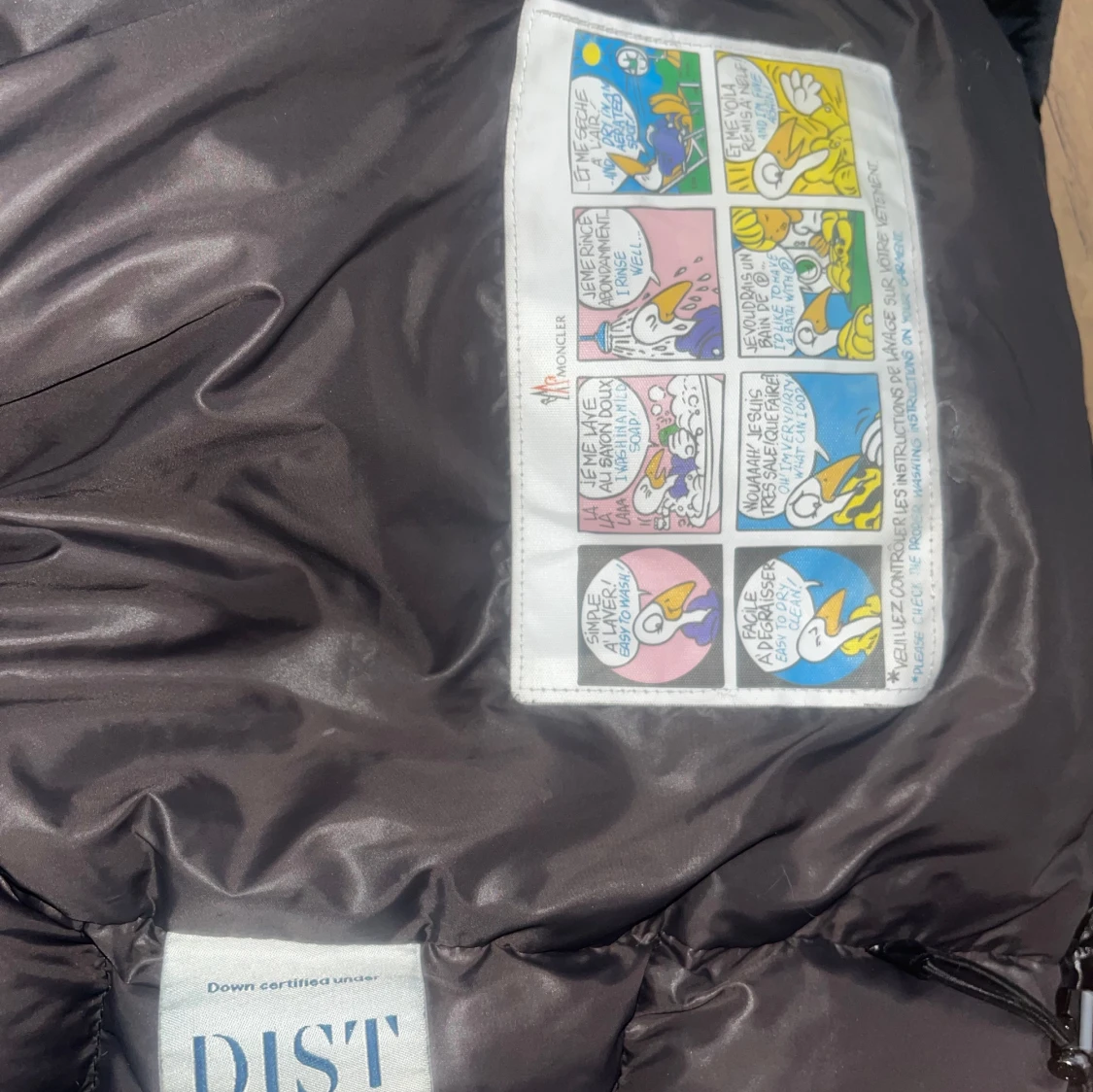 Svart Moncler Maya - 92