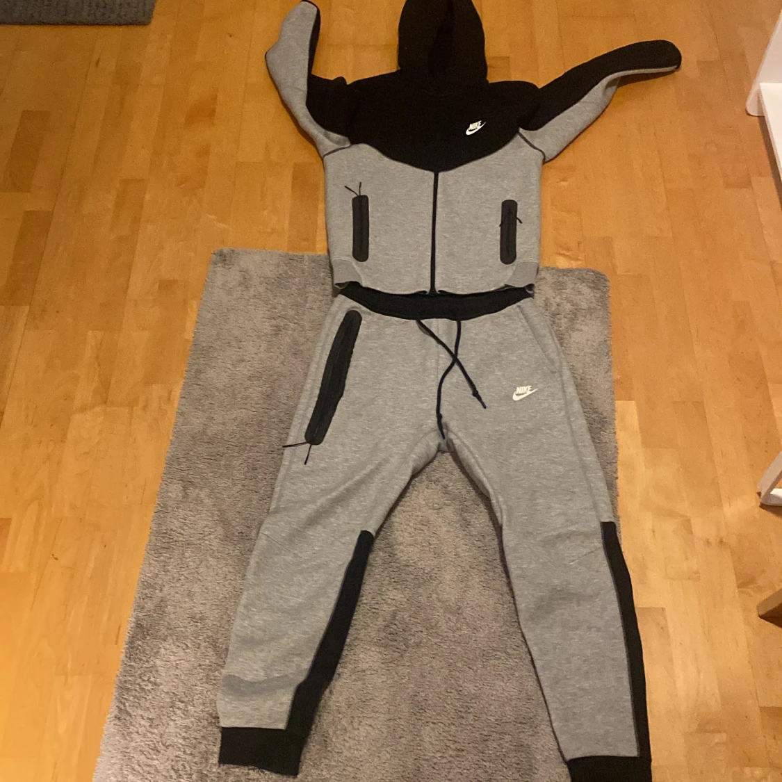 Nike tech tracksuit