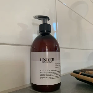 Under Your Skin balsam - Detox Balsam från Under Your Skin 500 ml. Oöppnad aldrig använd.  Nypris 379 kr 