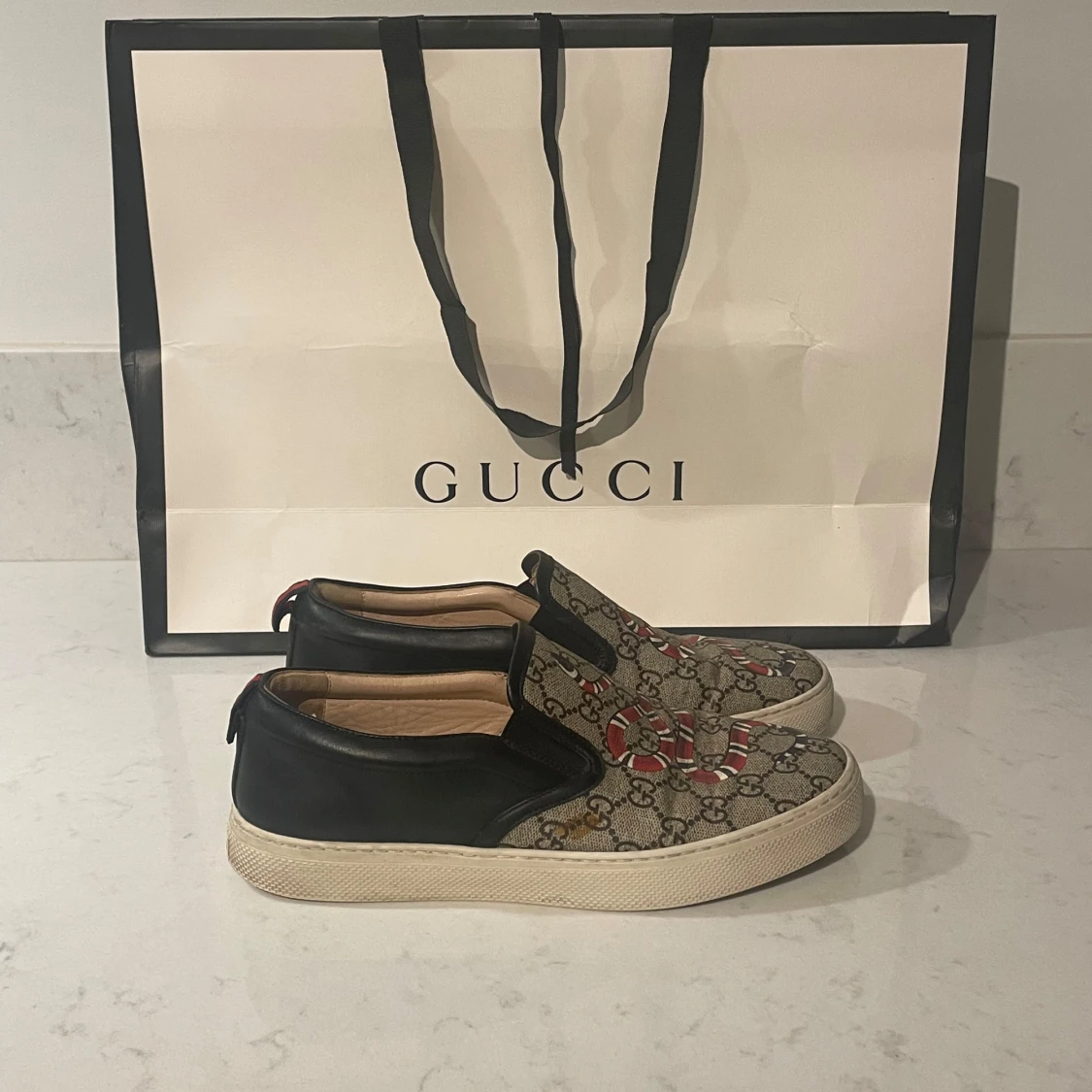 Gucci slip on - 90