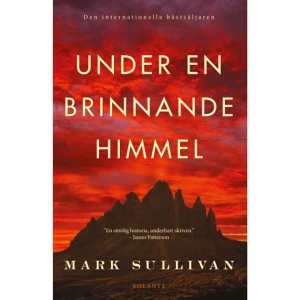 Under en brinnande himmel (pocket) - Under en brinnande himmel är berättelsen om ofattbart mod och kärlek mitt under en av världshistoriens största katastrofer. Betyget 4.8 av 5 på Amazon baserar sig på närmare 24.000 recensioner. Boken kommer att filmatiseras som TV-serie med Tom Holland i huvudrollen. Pino Lella är en vanlig italiensk tonåring som absolut inte vill ha någonting att göra med kriget eller nazisterna. Till slut går det inte att undvika, men trots att Italien gjort gemensam sak med Hitlers Tyskland engagerar han sig i en underjordisk järnväg för flyende judar. Där träffar han Anna, en sex år äldre änka som blir hans livs stora kärlek. Styrkt av drömmen om Anna och det liv de hoppas på tillsammans tar sig Pino Lella an ett fullkomligt livsfarligt uppdrag    Format Pocket   Omfång 567 sidor   Språk Svenska   Förlag Volante   Utgivningsdatum 2020-05-29   Medverkande Erik MacQueen   Medverkande Shasti O'Leary Soudant   ISBN 9789189043985  