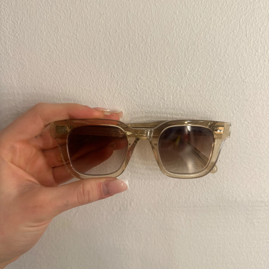 Transparenta solglasögon från CHIMI