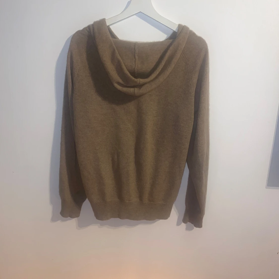 Beige hoodie från Davida - 90