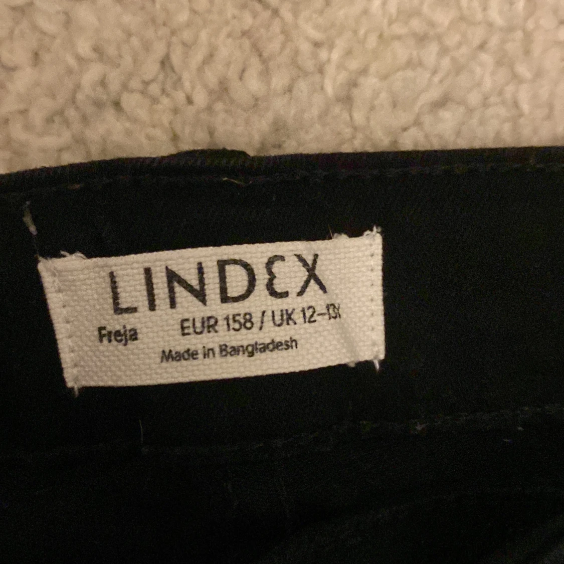Svarta bootcut jeans från Lindex - 91