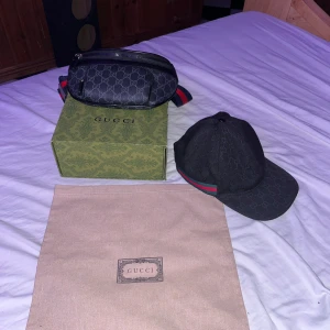 Gucci canvas black keps  - Mer info kom dm. BYTEN funkar men HELST PENGAR 