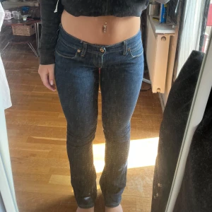Levis jeans - Fina levis jeans i ny skick. 470 straight fit.