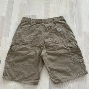 Carhartt Shorts - Storlek W34 (passar 32-34j Jättefint skick