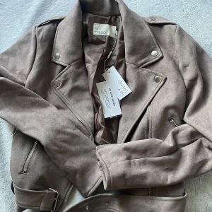 Mockajacka - Bikerjacka i mocka, aldrig använd med prislappen kvar 