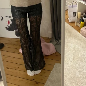 Spetsbyxor  - Skitsnygga spetsbyxor som tyvärr aldrig kommit till användning, därav inget slitage alls 💗