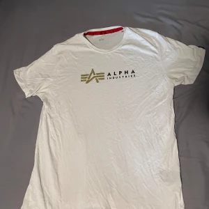 Alpha industries T-shirt - Snygg T-shirt från Alpha industries. Storlek M. Inga defekter, skick 8/10