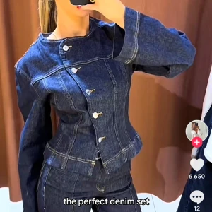 Gina Tricot jeansjacka - Oanvänd med prislapp kvar, helt slutsåld! storlek XS (lånade bilder)