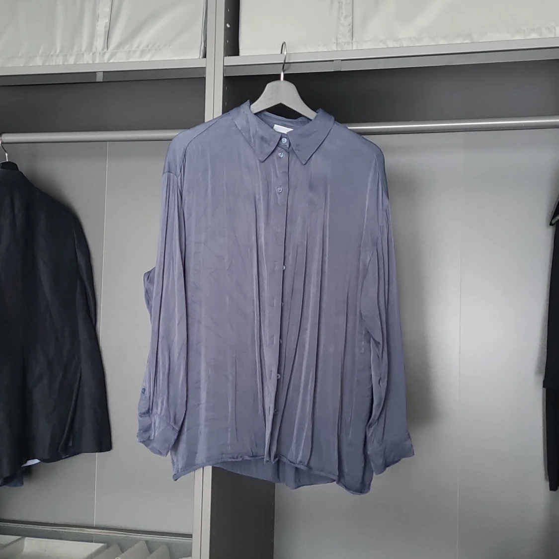 Oversize skjorta från Weekday