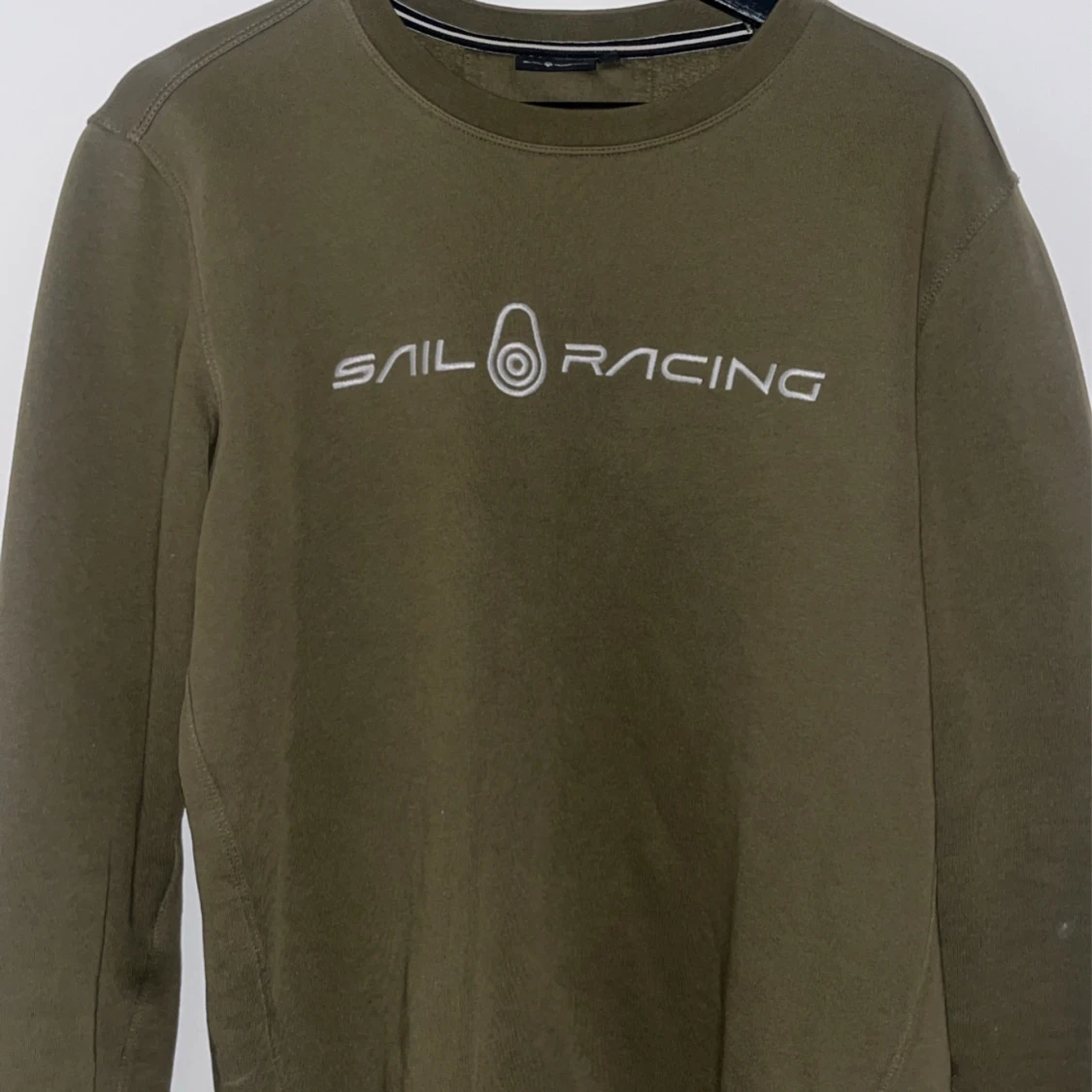 Olivgrön tröja från Sail Racing - 3