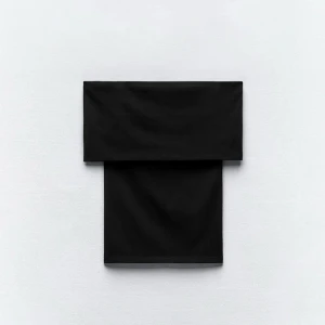 Tröja från Zara❤️ - Jätte fin tröja från Zara i väldigt bra skick. Den gick upp vid sömmen där nere men jag lagade den så det märks knappt (man kan få bild på dm om man är intresserad) Pris kan diskuteras ❤️❤️