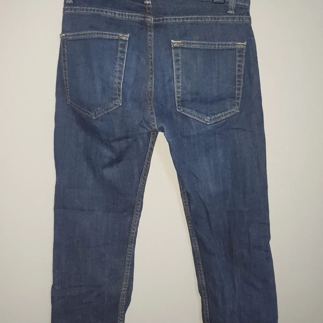 Blå jeans från Dressmann - 2