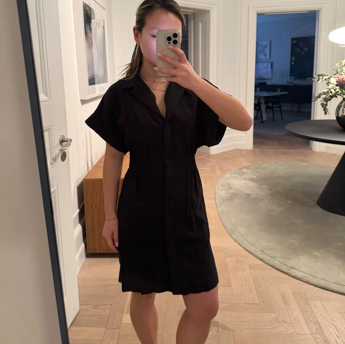 Svart klänning från & other stories - 1