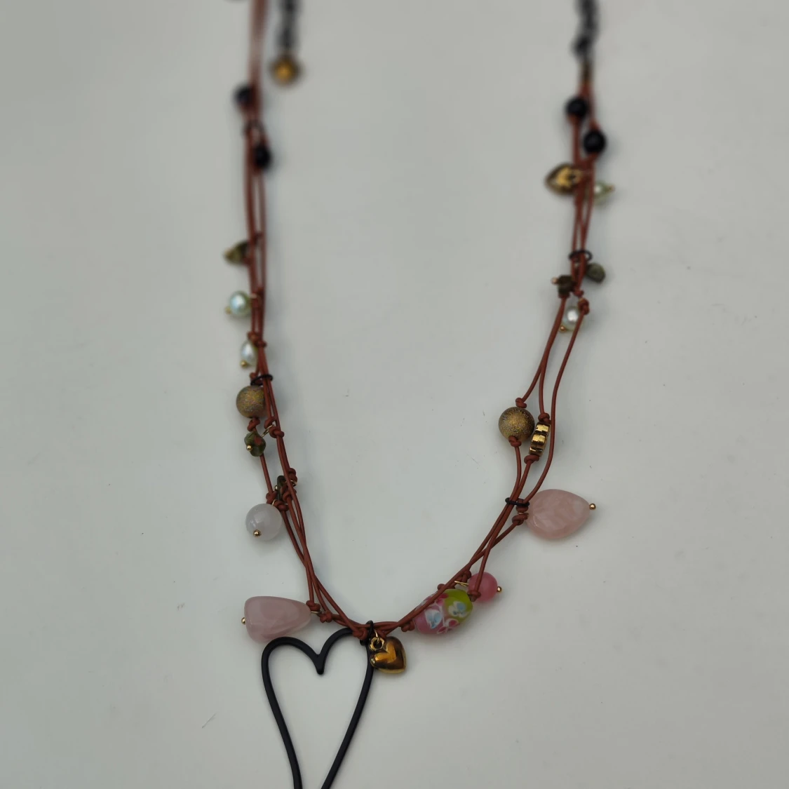 Halsband med hjärta och pärlor - 2