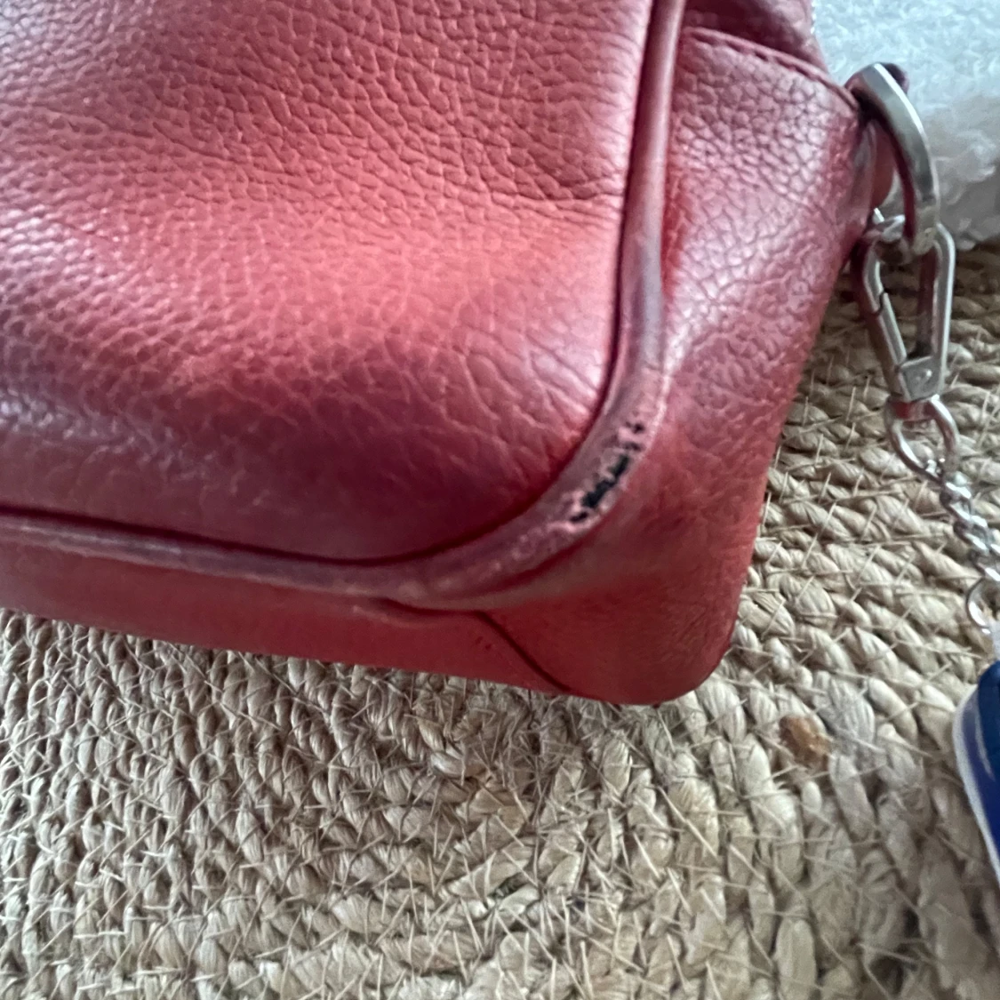 Röd axelväska i skinn - 91