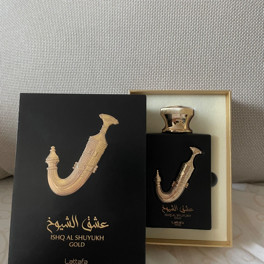 Ishq Al Shuyukh Gold Lattafa perfume