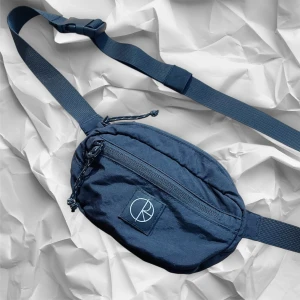 Polar skate CO bag  - Polar skate CO liten väska i 9/10 skick. Mer information, bilder och prisdiskussion i dm. Skate bag SK8.