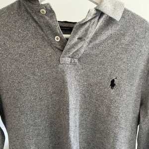 Ralph lauren - Fet tröja passar 165-175
