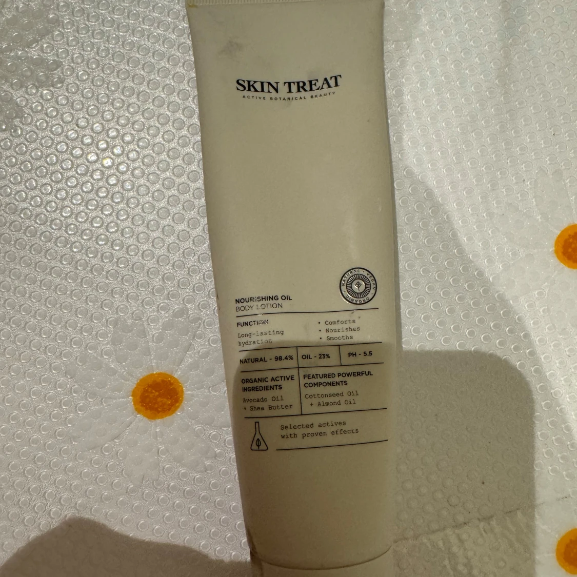 Skin Treat Nourishing Oil Body Lotion