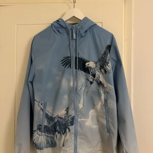 Trapstar Windbreaker - Trapstar Windbreaker i storlek M. Nyskick. 