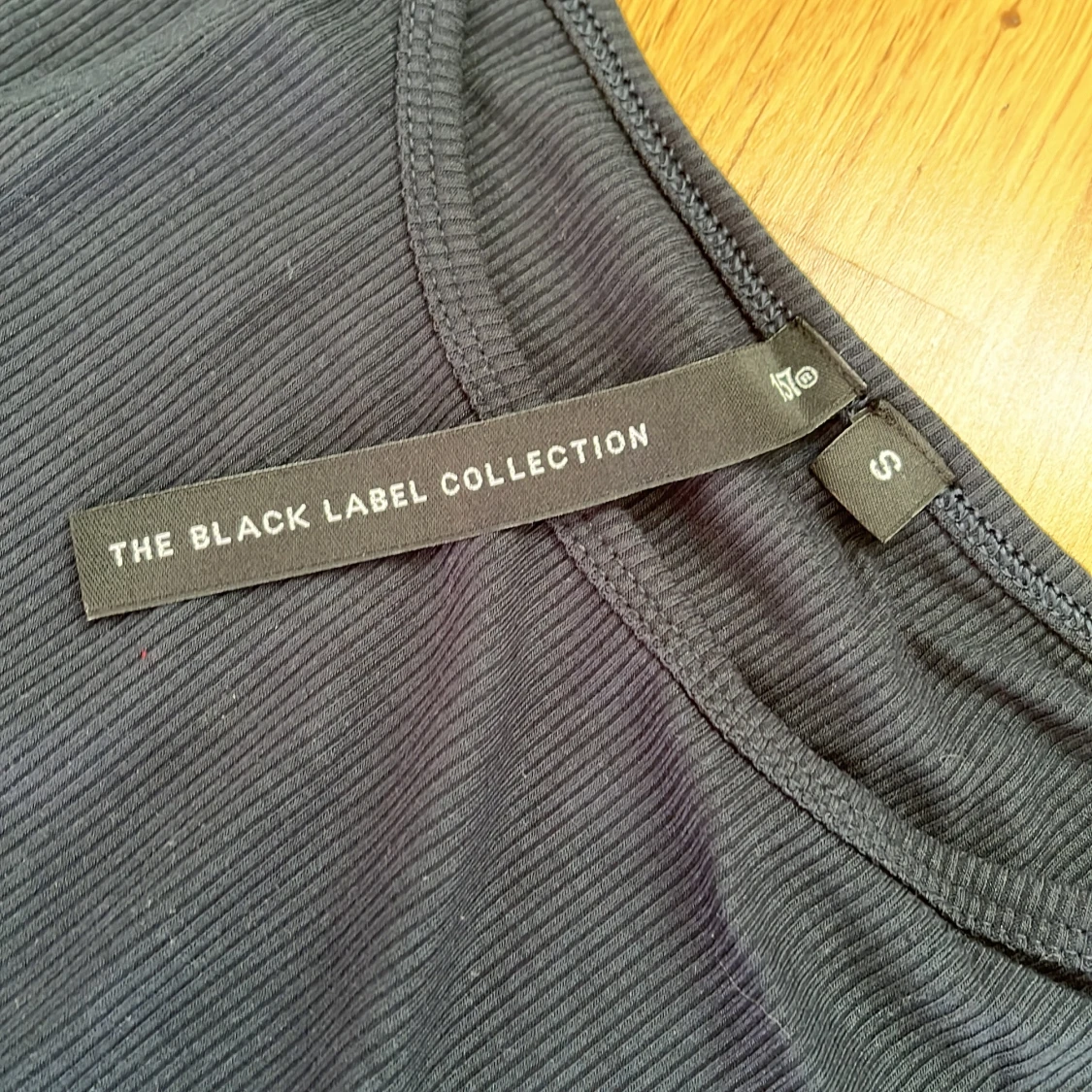 Mörkblå kortärmad topp - 90