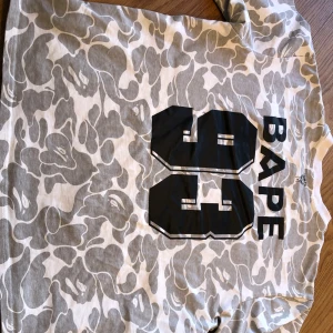 Tshirt A Bathing Ape - Bra skick. XL