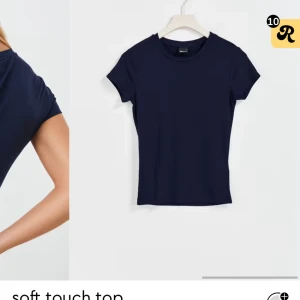 Tröja - Soft touch topp från ginatricot. Använt max 3 gånger, alltså nyskick🩷