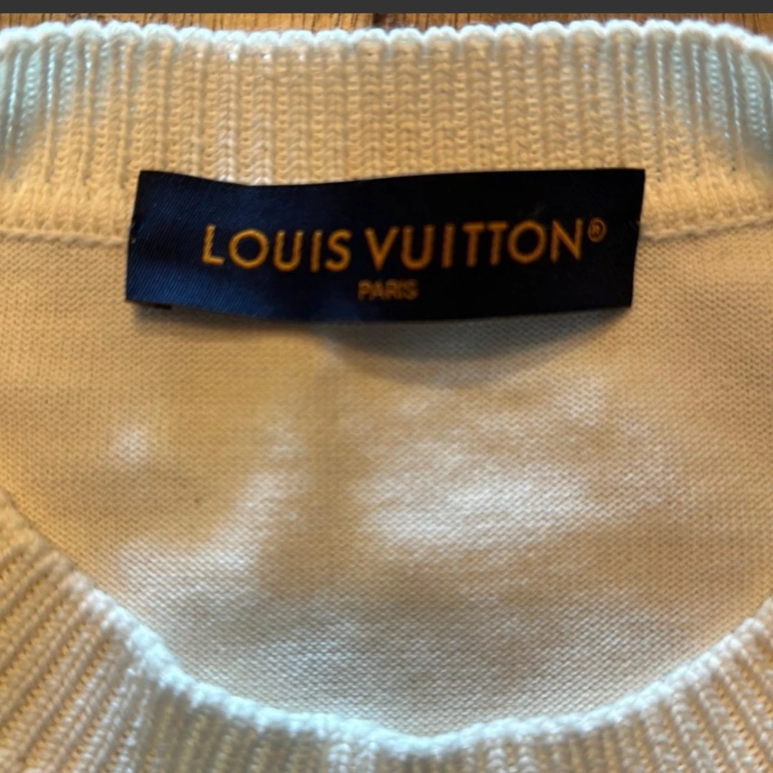 Vit kortärmad t-shirt från Louis Vuitton - 91