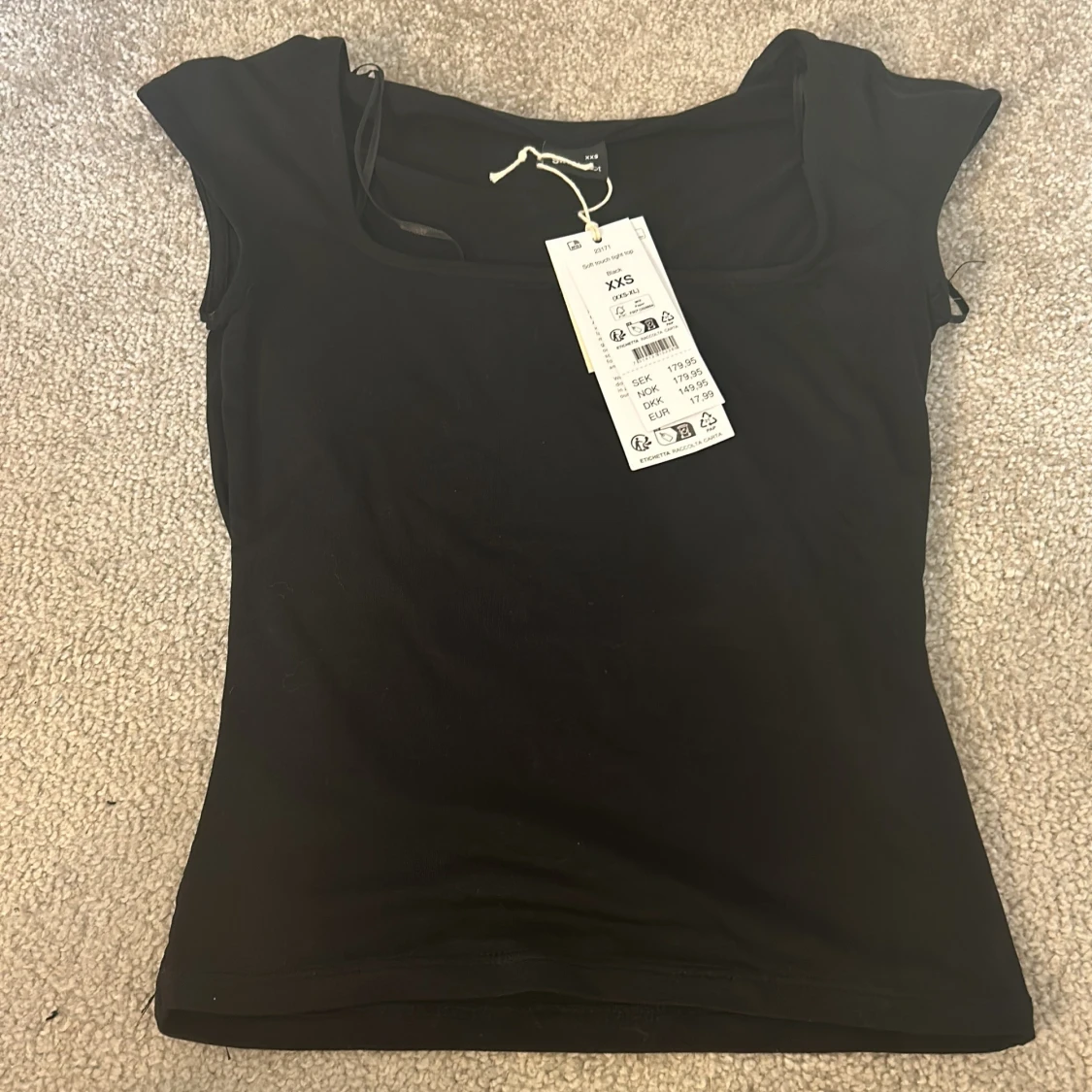 Soft touch tight top Gina tricot 